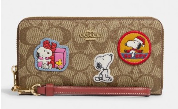 Cartera Coach X Peanuts Larga Snoopy 