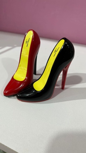 Encendedor Zapatillas, Tacón, Rojo, Negro, Fuego.