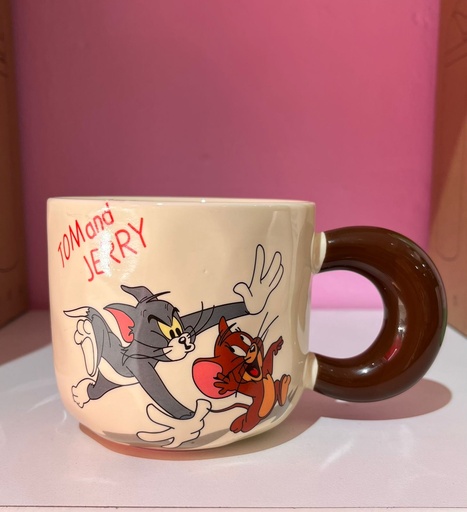 Taza De Cerámica Dibujos Animados Tom y Jerry 301 a 400 ml.