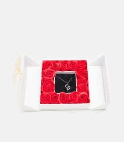 Rosas Eternas Rojas Homtronics con Collar I Love You en 100 Idiomas